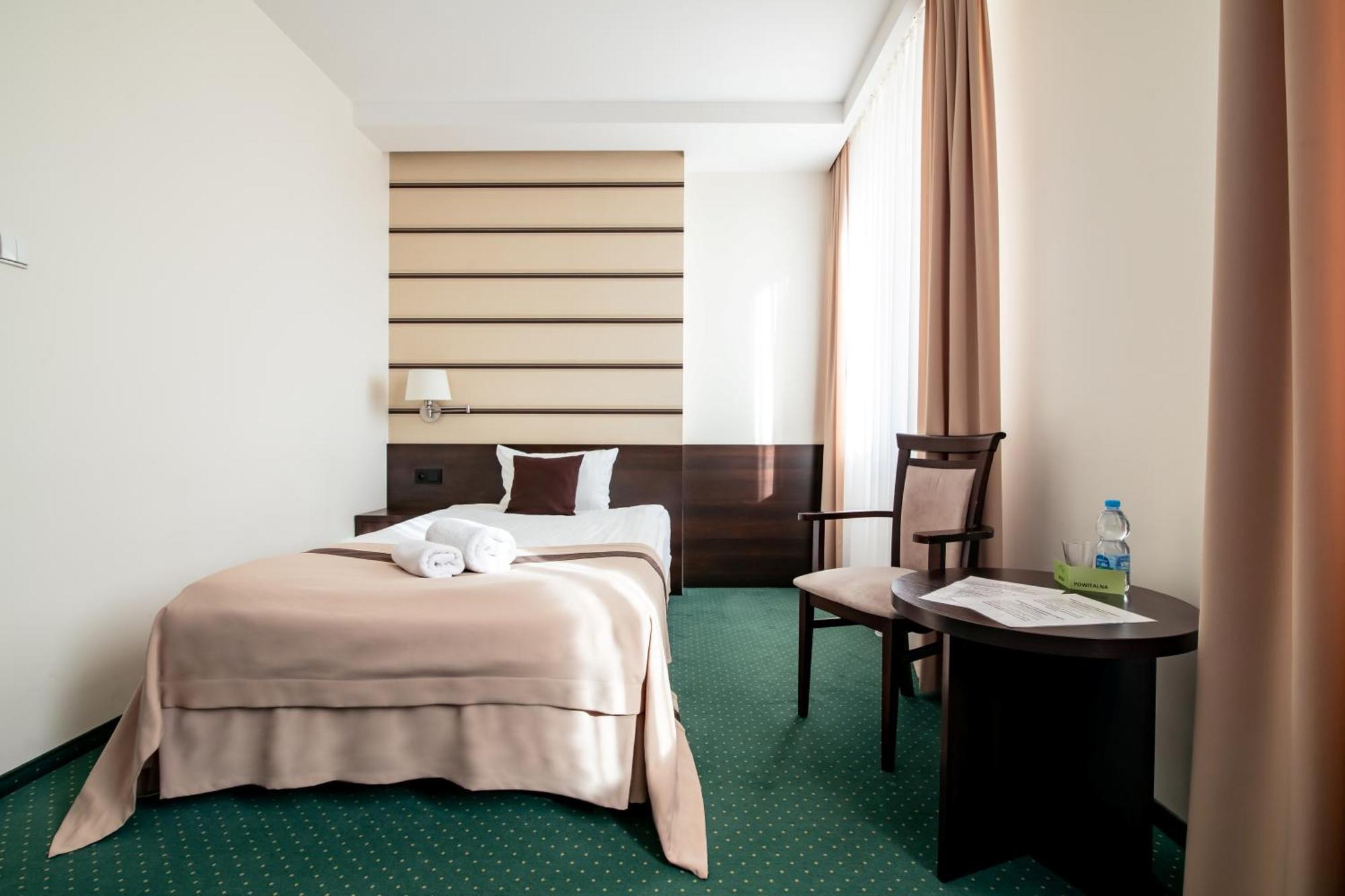 Hotel Maraton Бидгошч Екстериор снимка